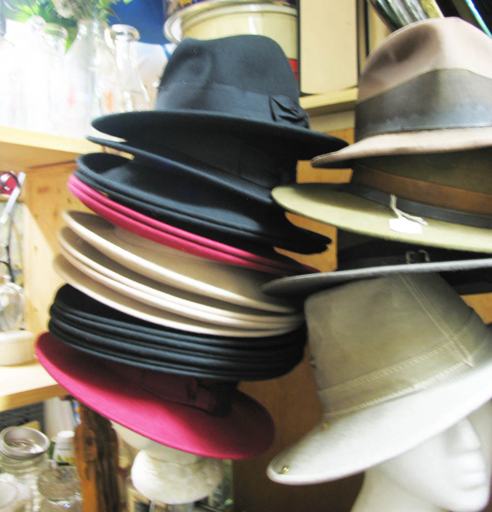 Back at 2 Silhouettes, Fedoras