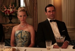 Brokelyn poll: How do you take your Mad Men?