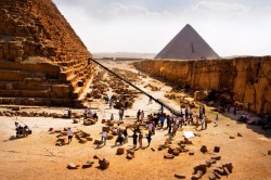 For nomads, a chance to wander to Egypt