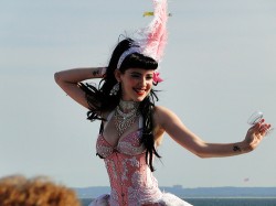 Money Island: Talent show awards future freaks