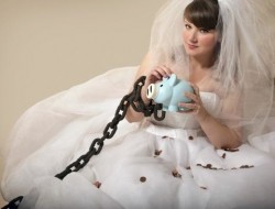 Getting hitched? Changing your name could cost you $500K